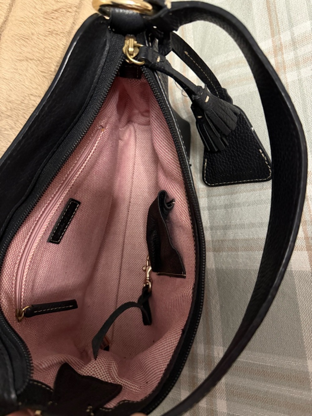 Dooney & Bourke Black Pebbled Leather Shoulder Bag - Picture 4 of 4